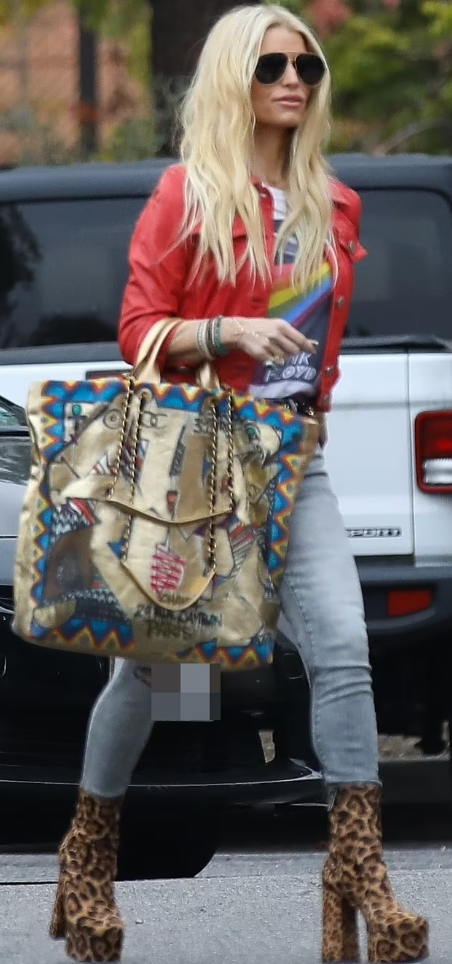 Jessica Simpson Womens Medium Tote Handbag Purse- Red - Gem